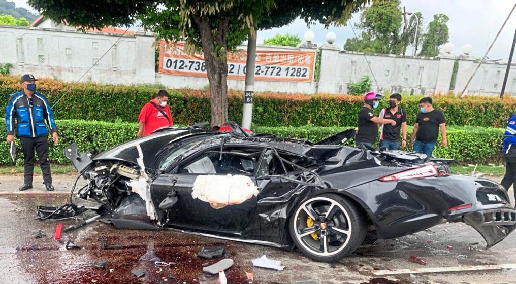 The victim had lost control of his vehicle and hit a streetlight before colliding with the MPV.
