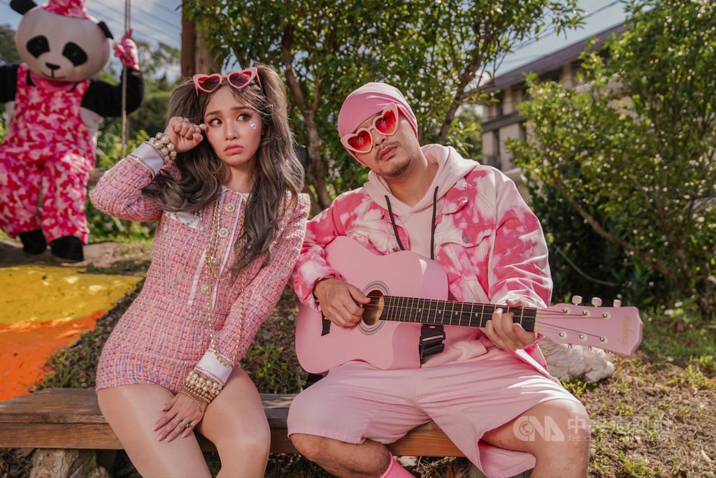 Namewee Becomes An Overnight Millionaire After Selling NFTs Of His New Song